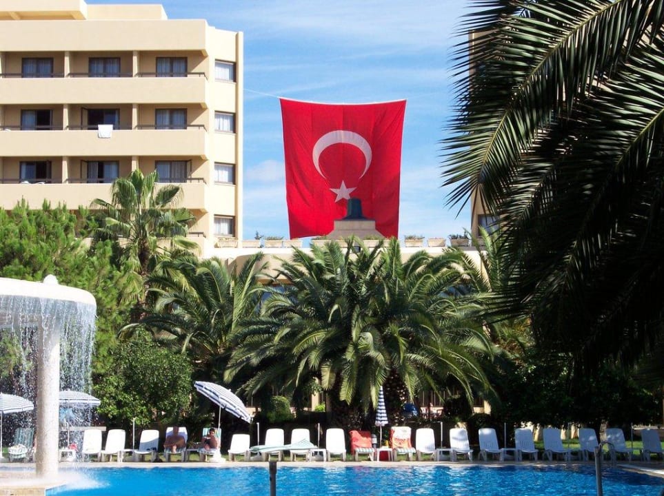 Blick über den Pool Özkaymak Incekum Hotel