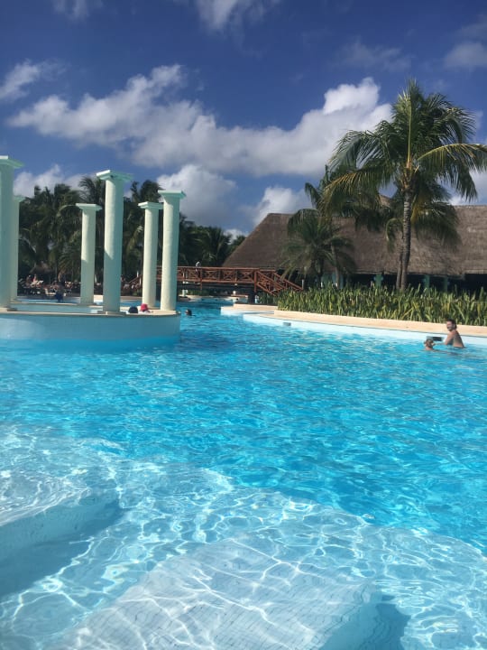 Pool Grand Palladium Kantenah Resort & Spa