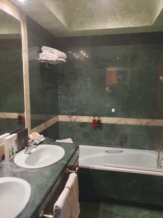 Zimmer Hotel MS Amaragua