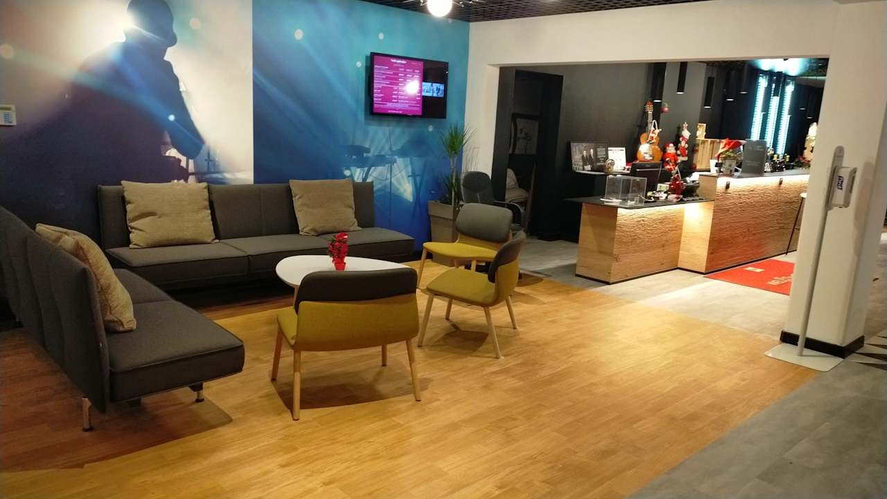 Lobby Hotel Ibis Strasbourg Sud La Vigie