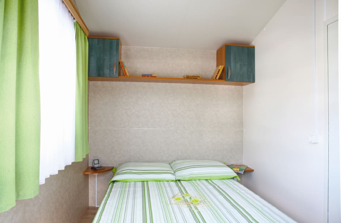 Zimmer Camping Podzemelj by Kolpa River