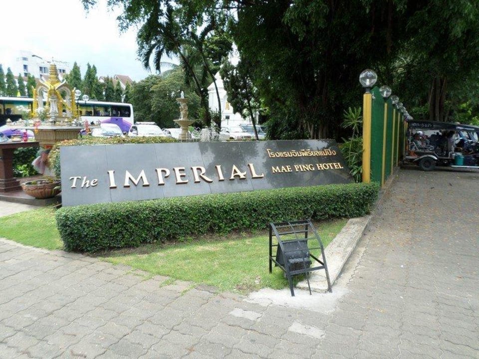Zufahrt Hotel The Imperial Mae Ping