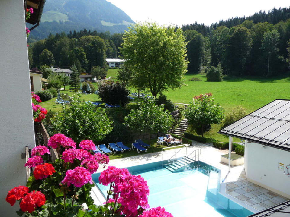 Ausblick vom Balkon Alm- & Wellnesshotel Alpenhof