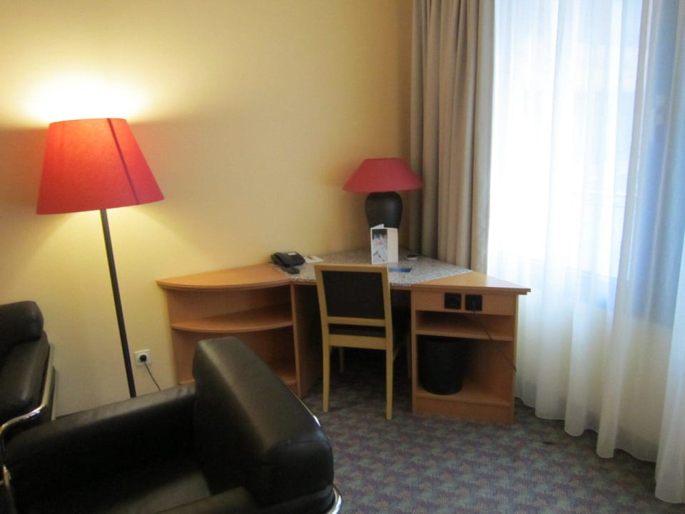 Schreibtisch Hotel NH Dortmund