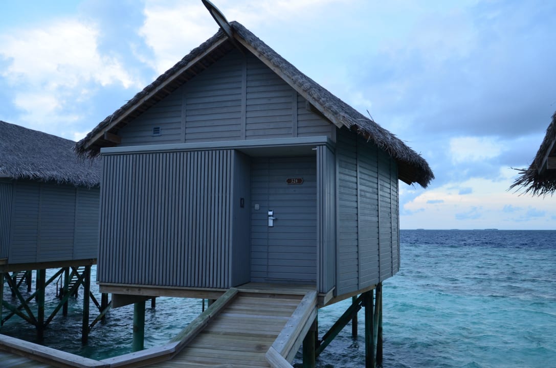 Wasserbungalow 321 Centara Ras Fushi Resort & Spa Maldives