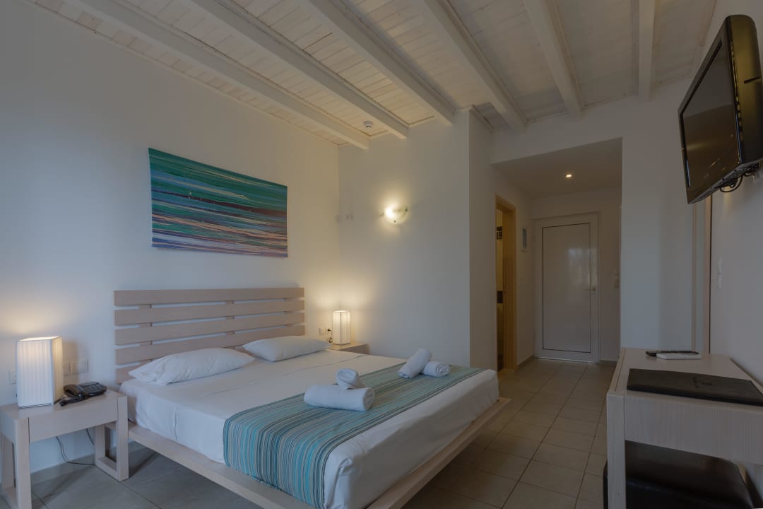 Room Vasia Sea Retreat