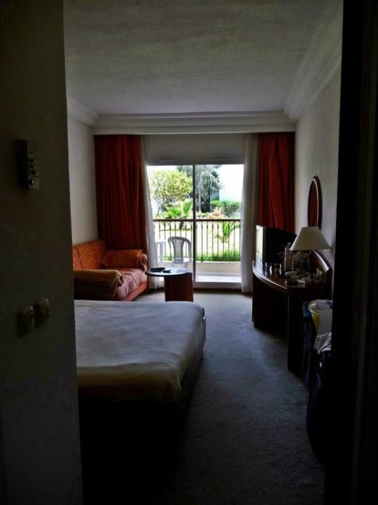 Blick ins Zimmer Hotel El Mouradi Gammarth