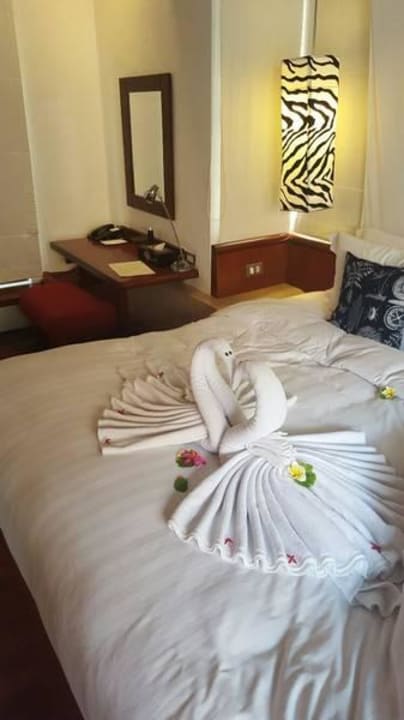 Bett Pavilion Samui Villas & Resort