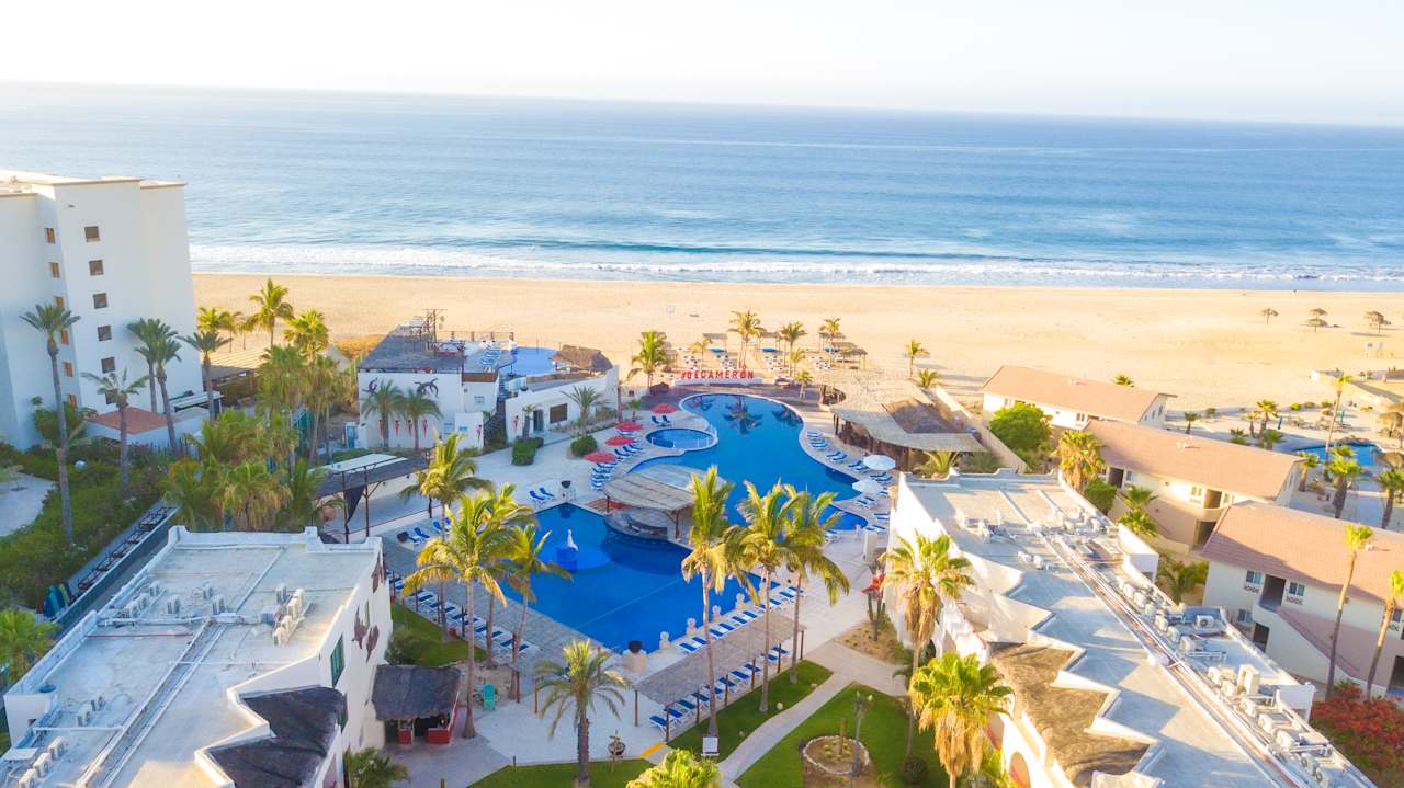 Außenansicht Grand Decameron Los Cabos