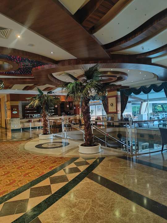 Lobby Dizalya Palm Garden