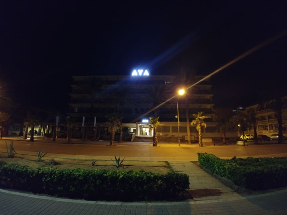 Außenansicht AYA Seahotel - Adults only