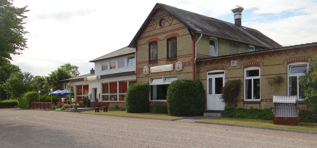 Haupteingang Hotel Steinberger-Hof