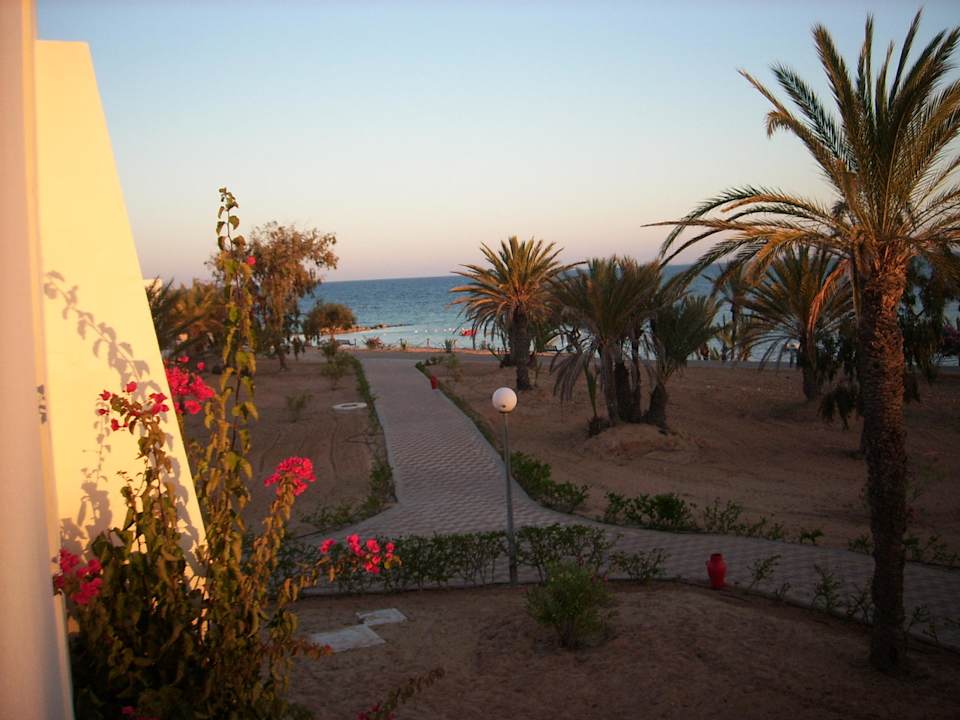 Kurz vor Sonnenuntergang Hotel El Mouradi Djerba Menzel