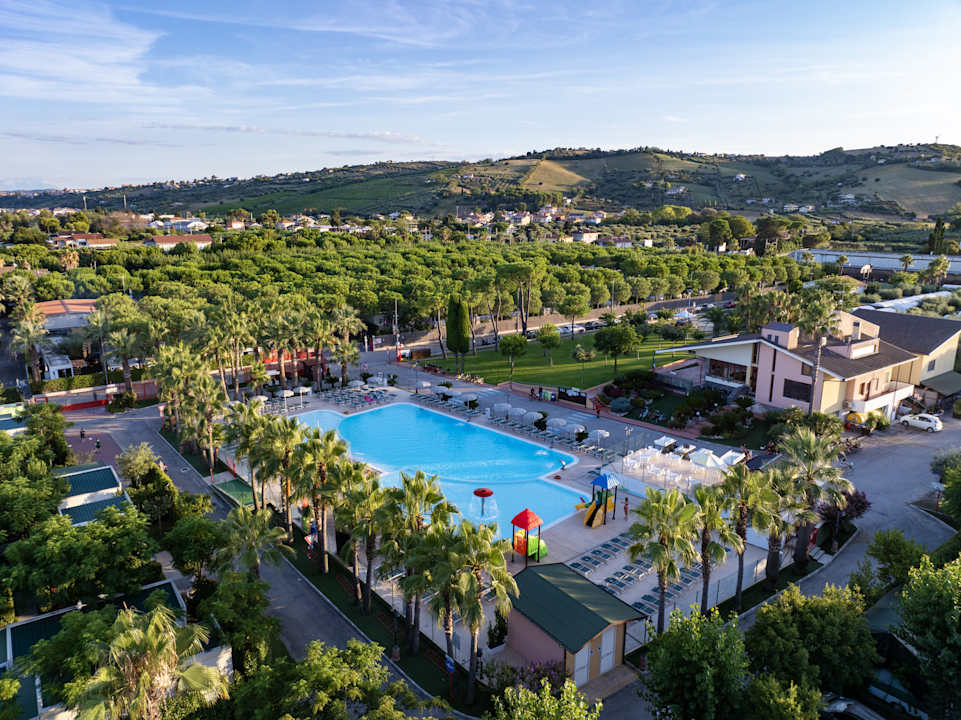 Pool Don Antonio Glamping Village