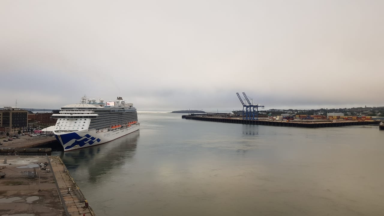 Strand Hotel Saint John's Hilton