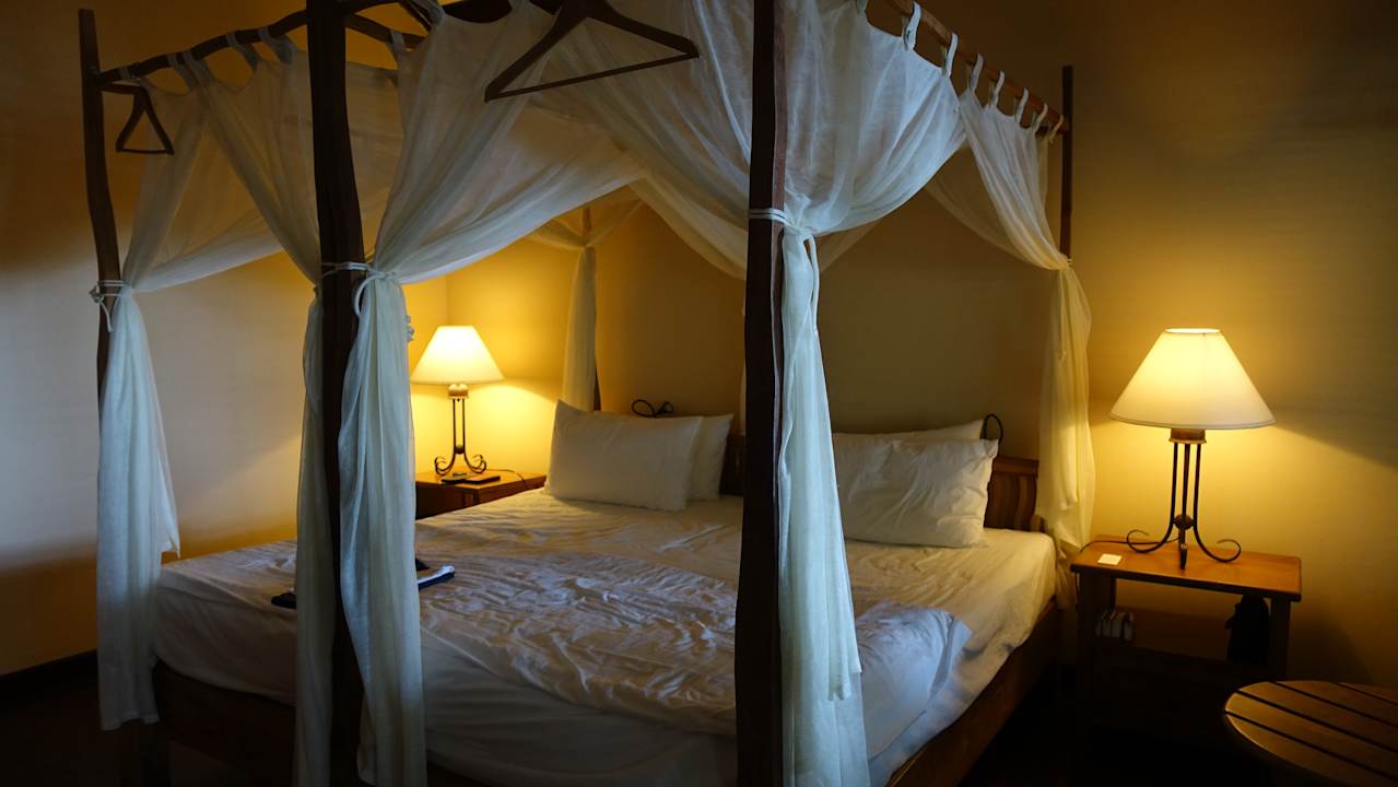 Zimmer Filitheyo Island Resort