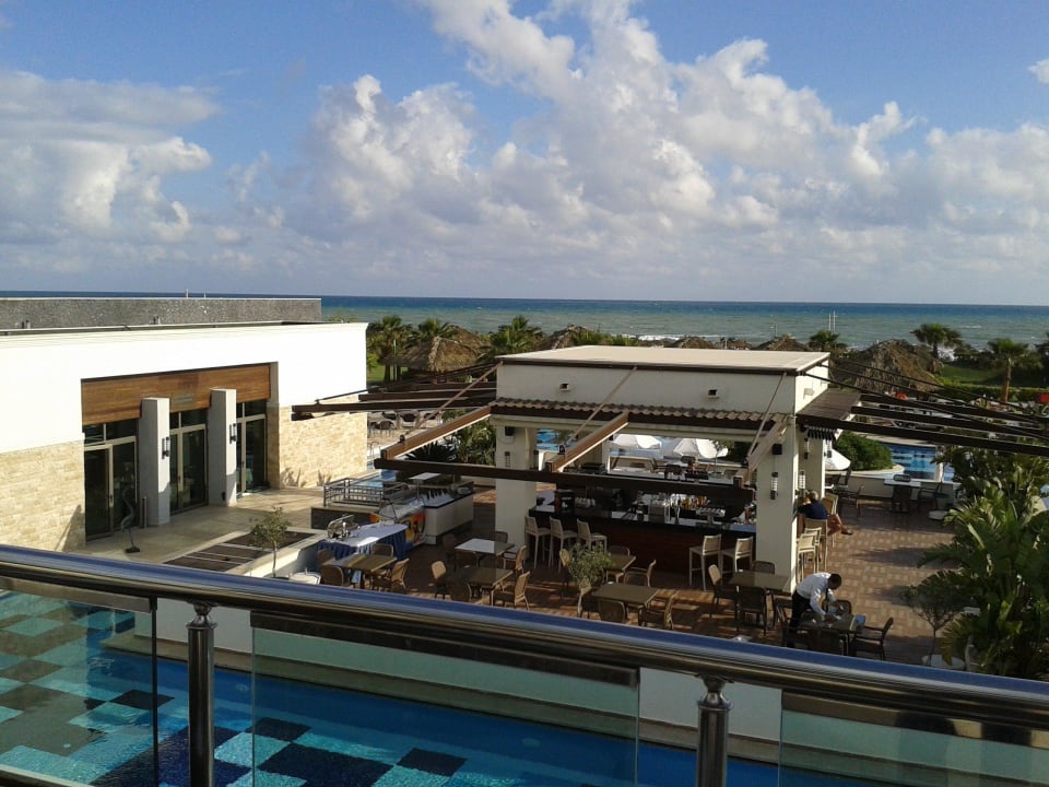 Poolbar Sherwood Blue Belek