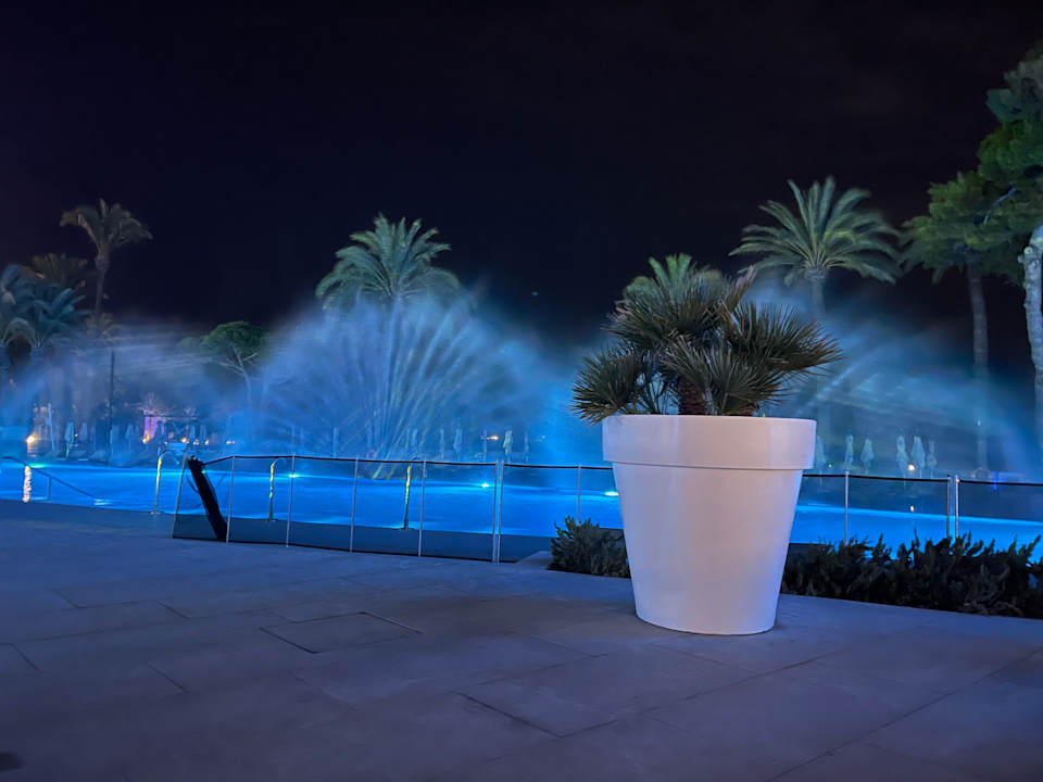 Pool The Ibiza Twiins