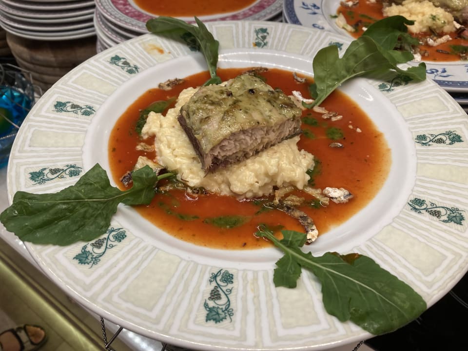 Gastro Xanadu Resort Hotel