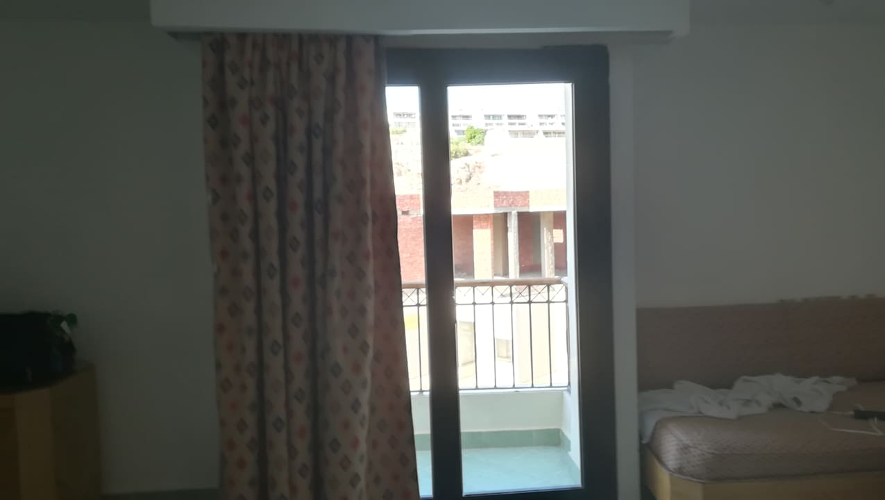 Ausblick SUNRISE Holidays Resort (Adults Only)