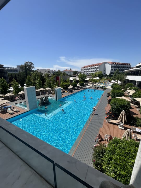 Pool The Sense Deluxe Hotel
