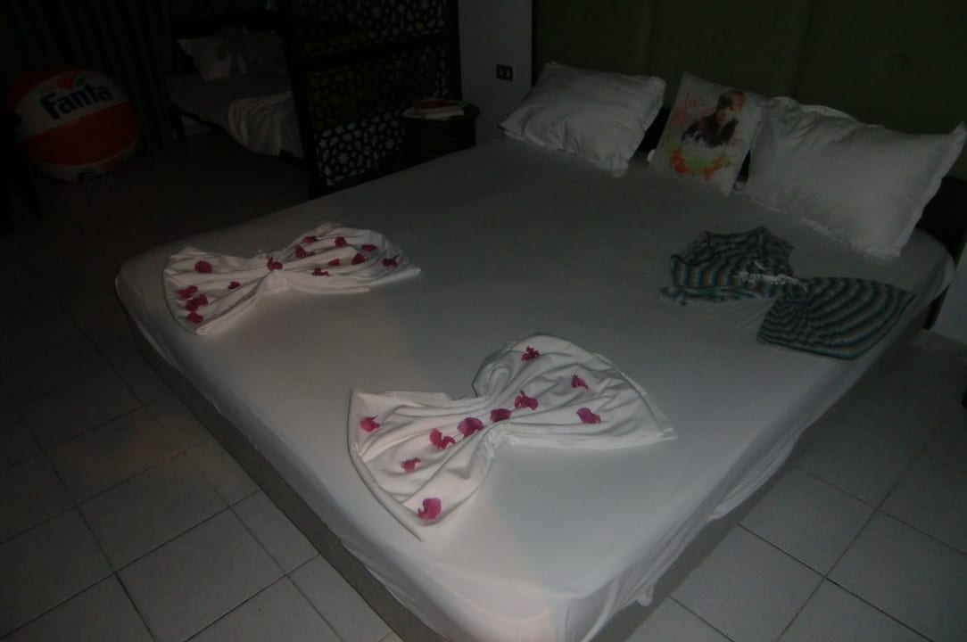 Bett Monarque Club Rivage