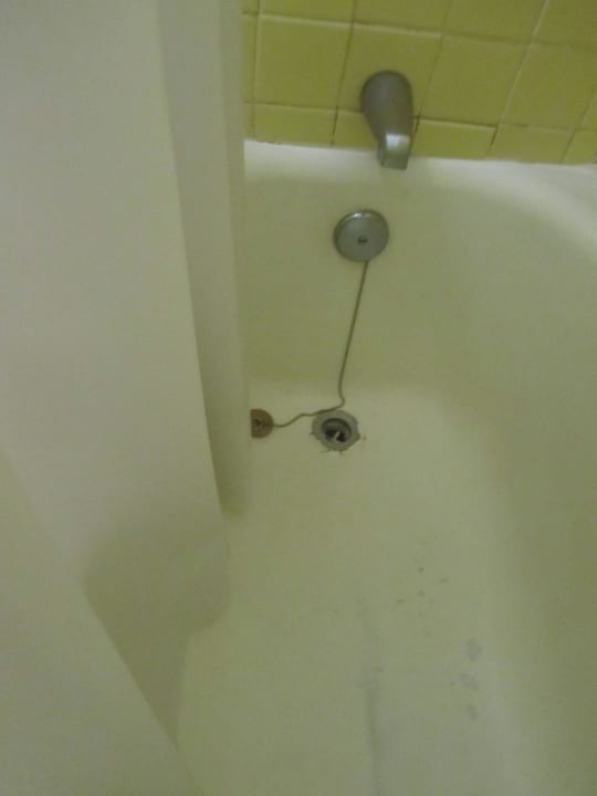 Badewanne im ersten Zimmer New York's Hotel Pennsylvania
