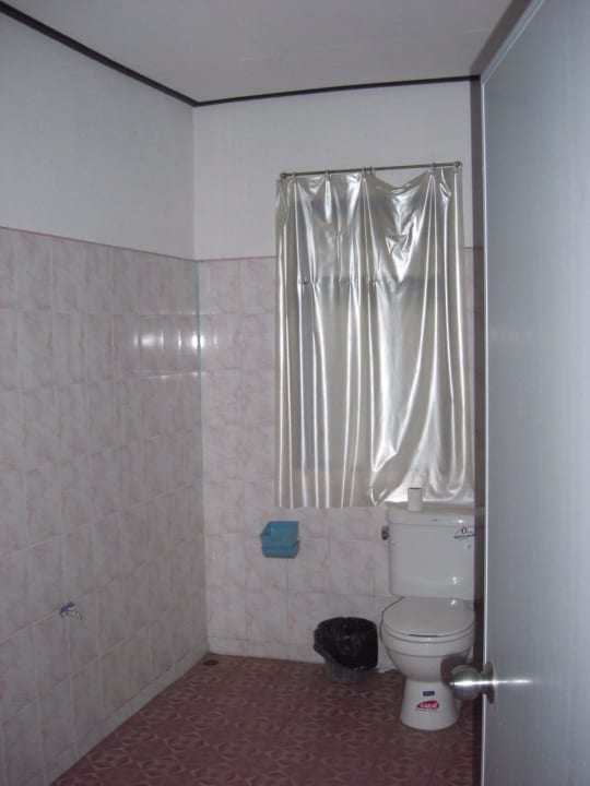 Bad Hotel Lanta Nature Beach