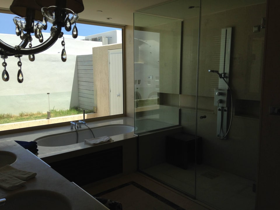Salle de bain Knossos Beach Bungalows Suites Resort & Spa