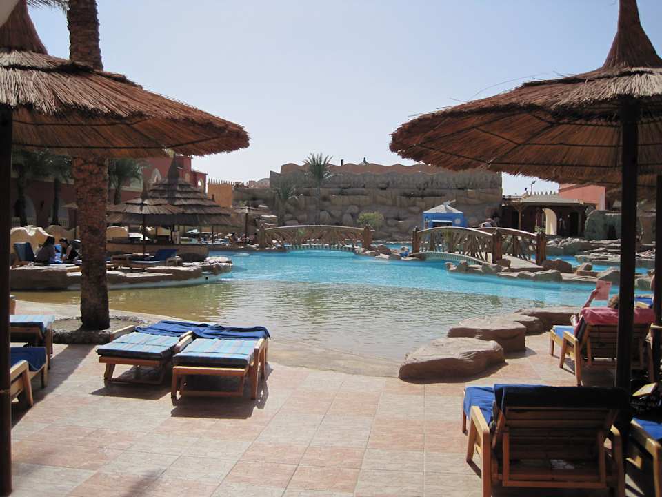 Hauptpool Pickalbatros Alf Leila Wa Leila Resort - Neverland Hurghada
