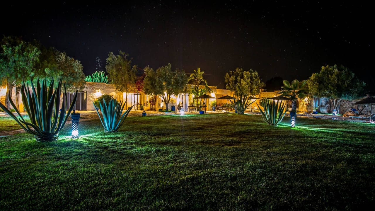 Le jardin la nuit Ksar Meriem