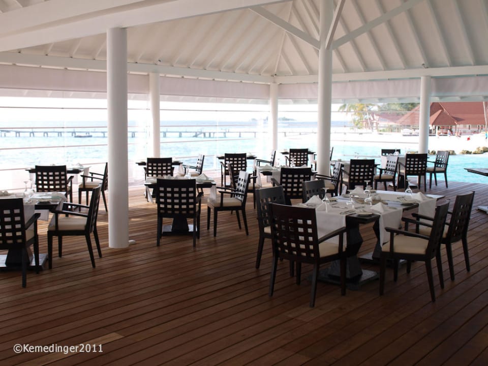 Overwater-Restaurant Diamonds Thudufushi