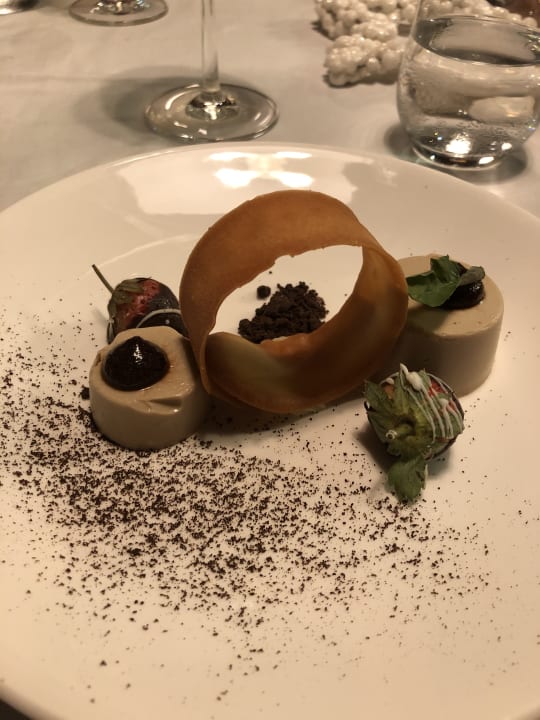 Gastro Zuri Zanzibar Hotel & Resort