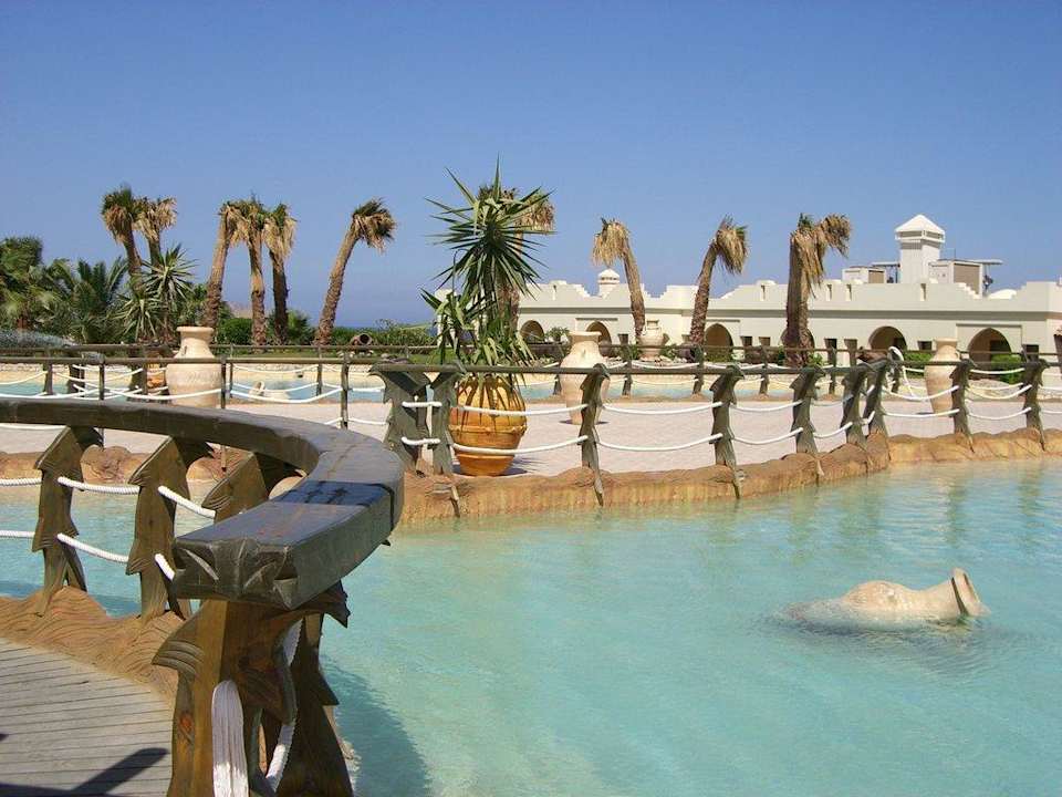 Teich Sea Club Charmillion Sea Life Resort