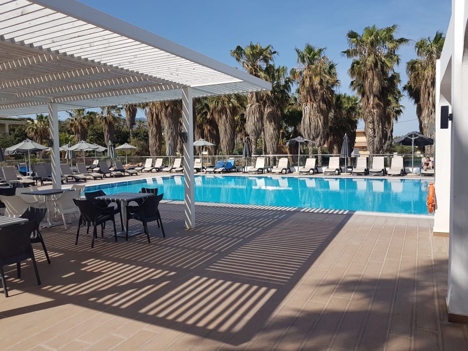 Pool Cosmopolitan Kos