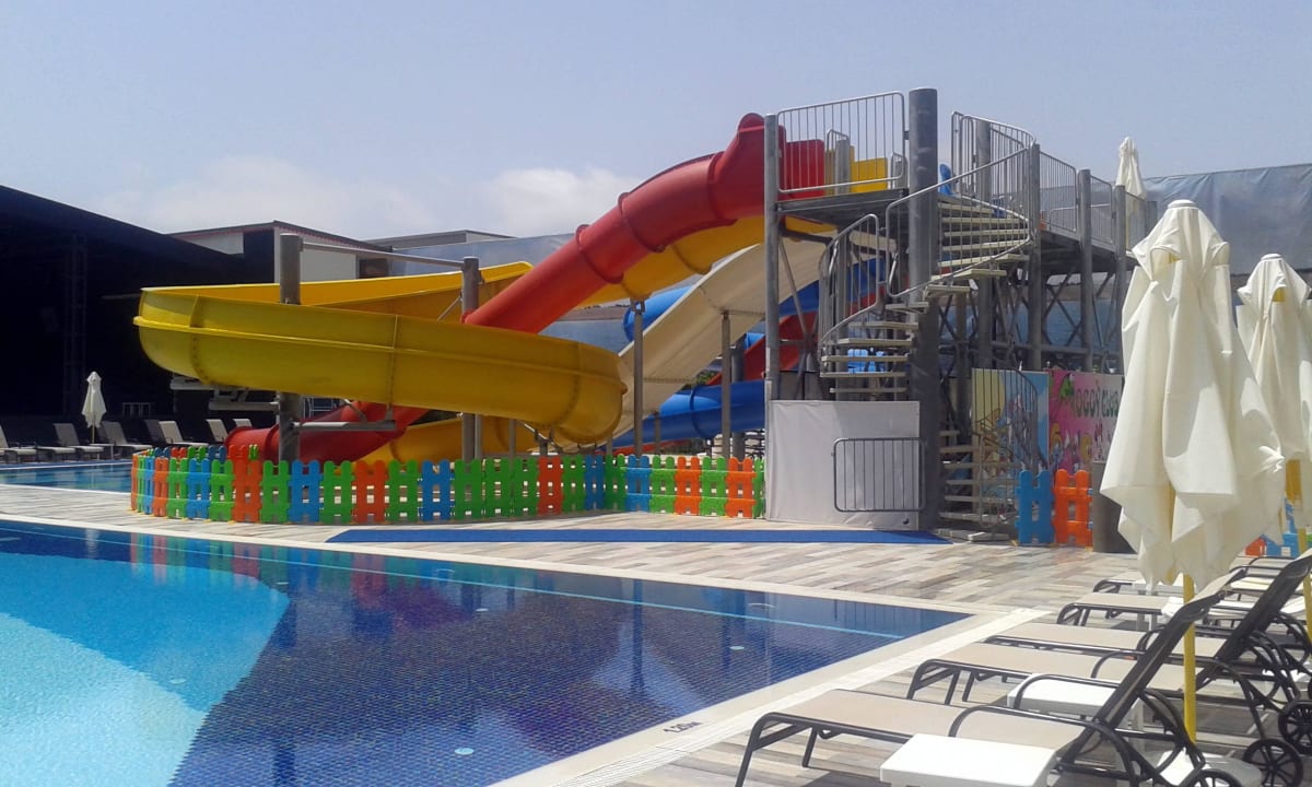 Poolanlage im Kinderbereich Castival Hotel