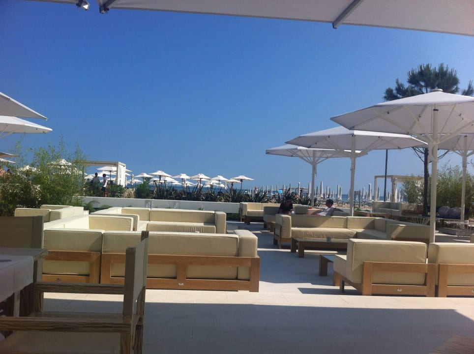 Terrasse zum Strand Falkensteiner Hotel & Spa Jesolo