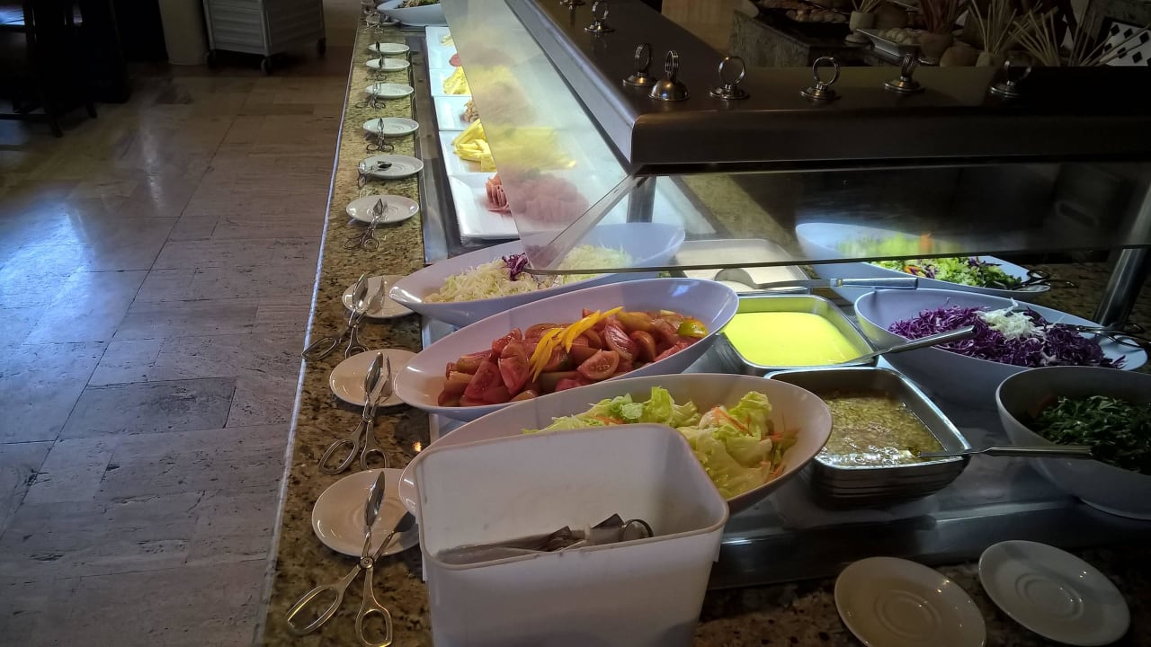 Buffet Meliá Caribe Beach Resort-All Inclusive