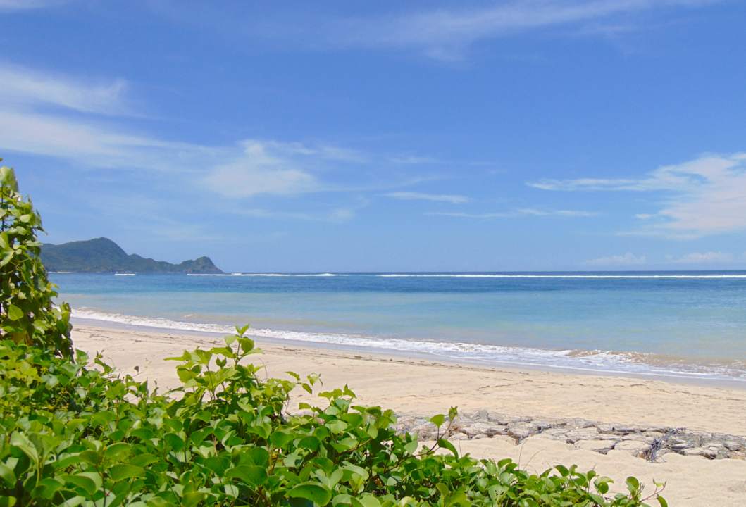 Strand Amber Lombok Beach Resort