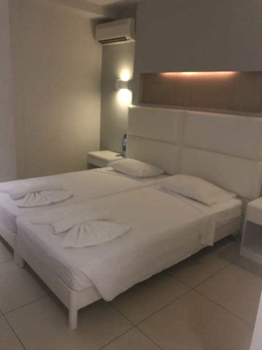 Zimmer Dimitrios Beach Hotel