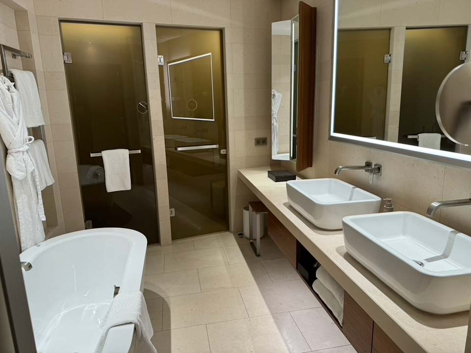 Zimmer The Fontenay Hamburg