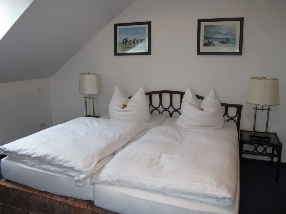 Sehr saubere Bettwäsche Erbenholz Hotel