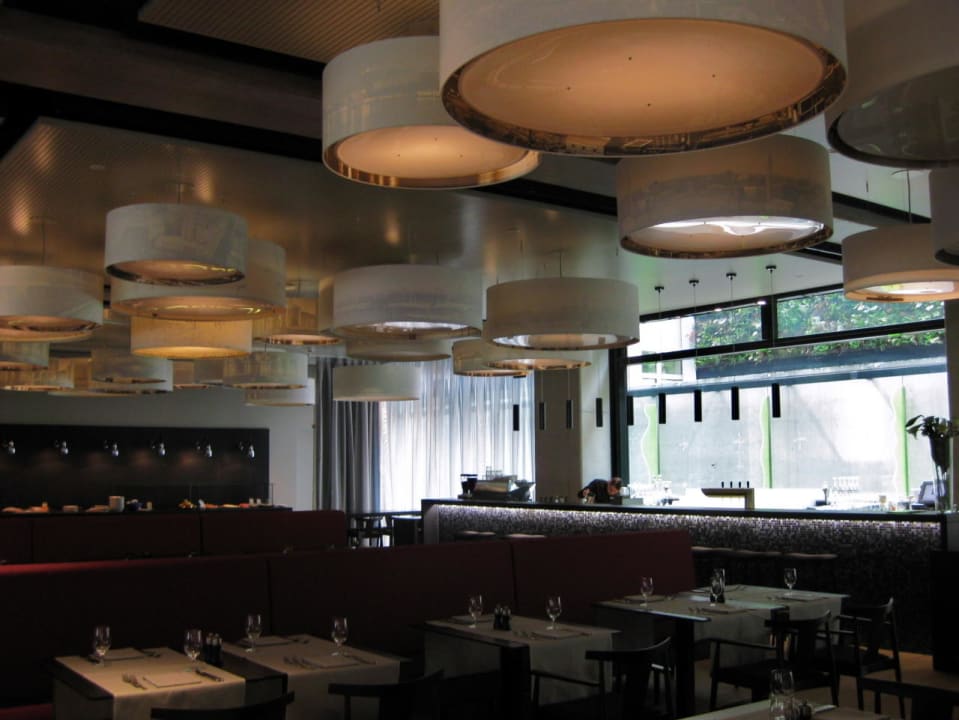 Frühstücksraum und Restaurant Barceló Hamburg