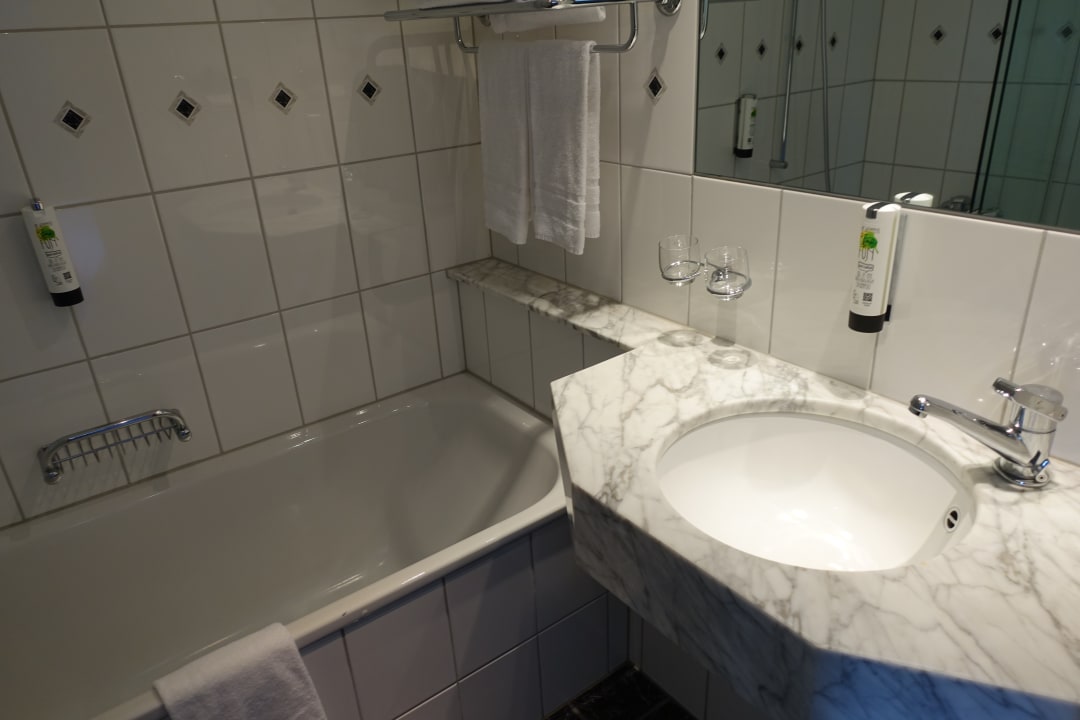 Zimmer Hotel Montana Zürich