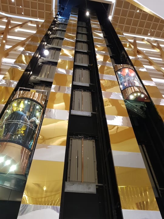 Lobby Dream World Aqua Hotel