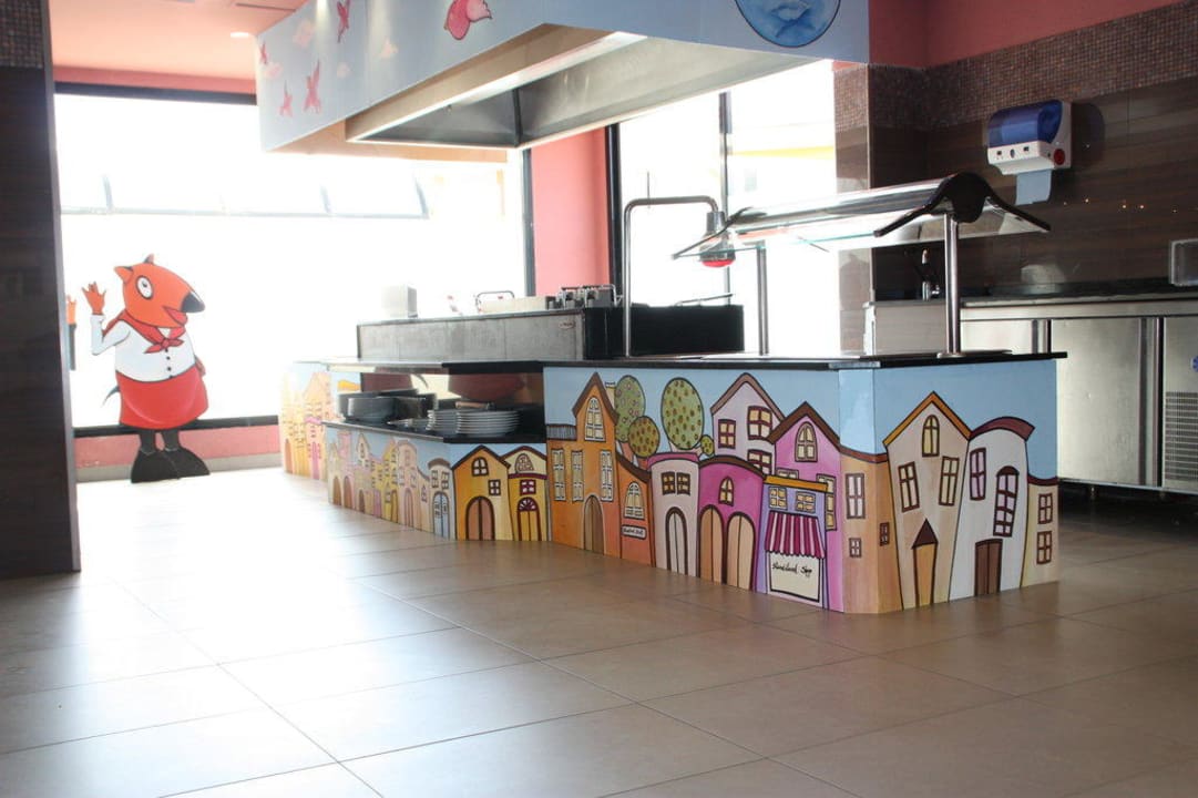 Kinderbereich im Speisesaal blau punta reina