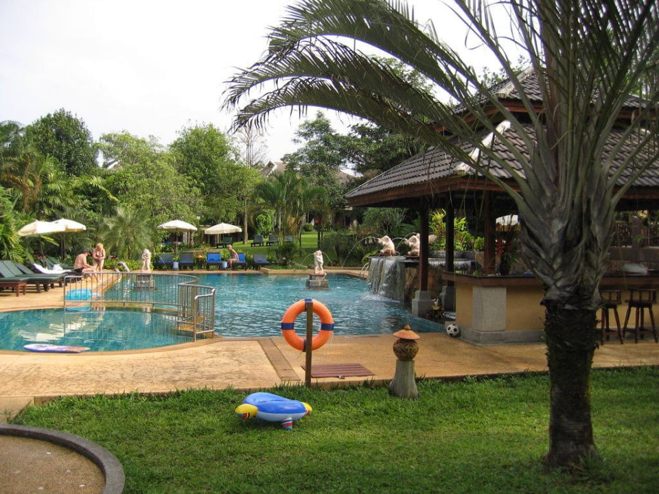 Pool The Leaf on The Sands by Katathani