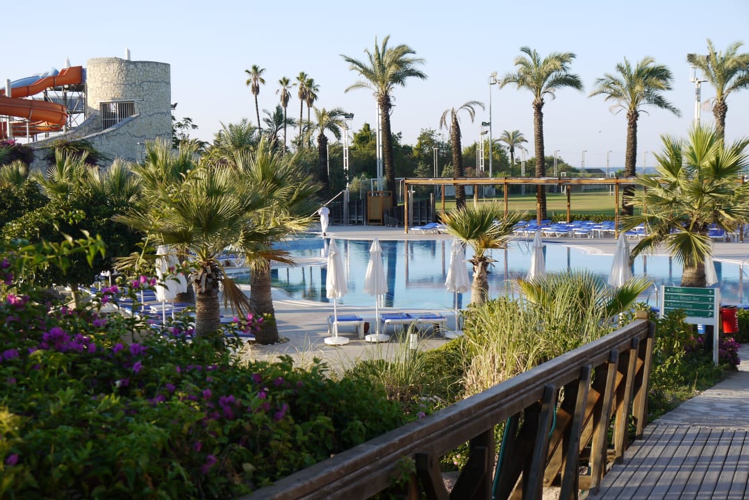 Hotelpool 1 und Rutschenanlage Blue Waters Club