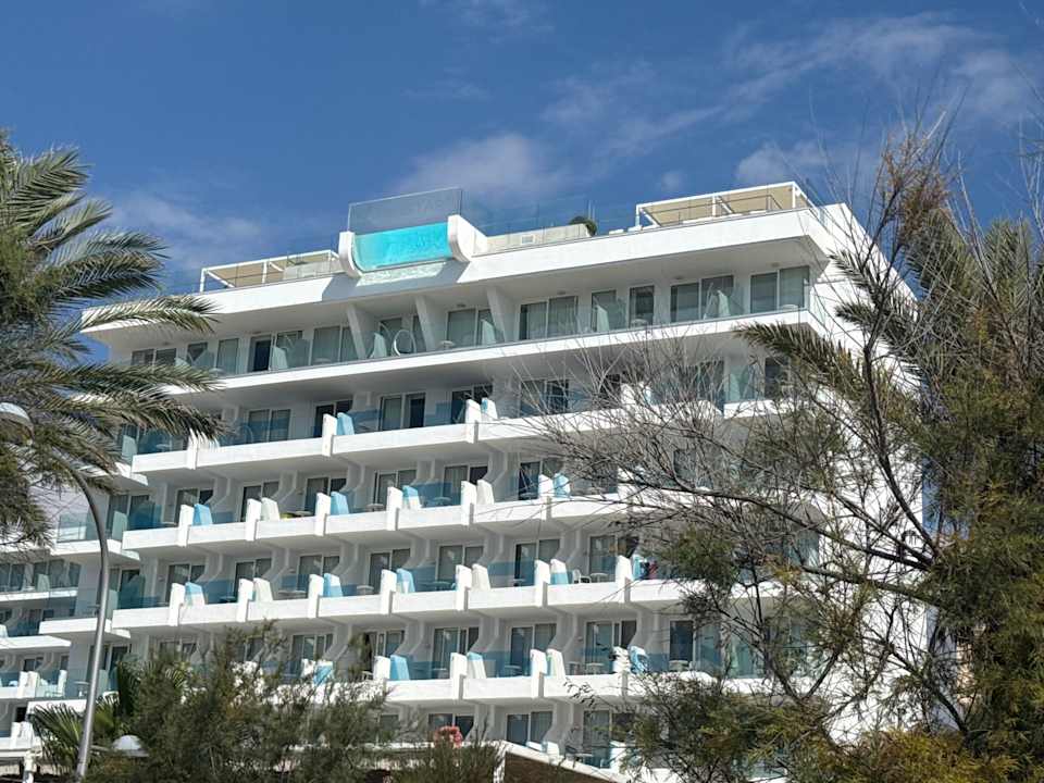 Außenansicht Iberostar Waves Bahia de Palma