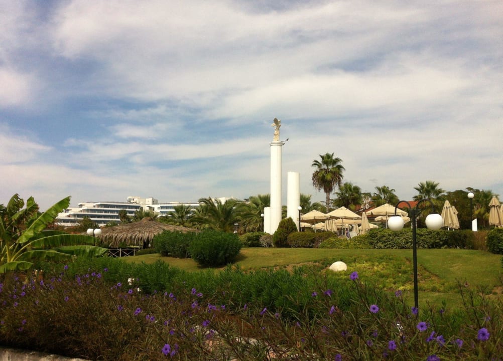 111 Starlight Resort Hotel